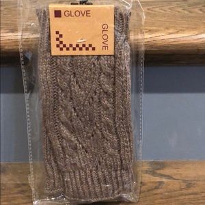 Fingerless Gloves